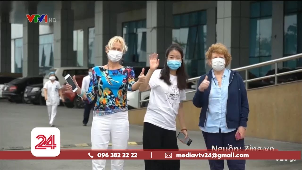 Những du khách nước ngoài tại Việt Nam trong mùa dịch COVID-19